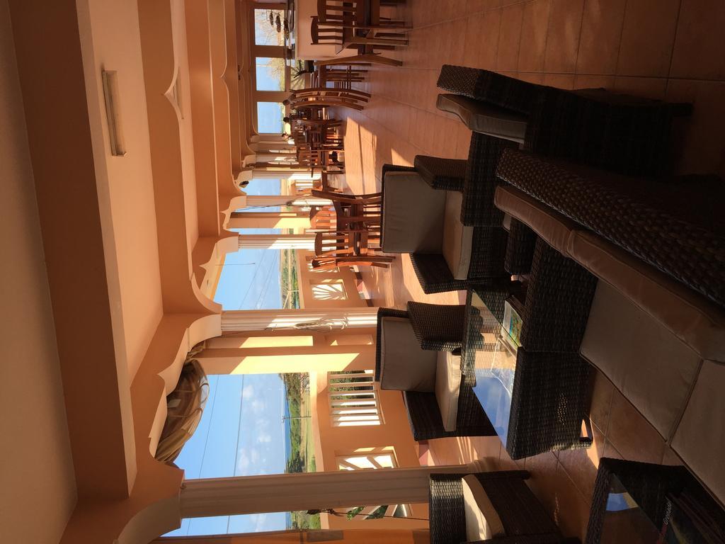 St. George's La Heliconia & Day Spa מראה חיצוני תמונה