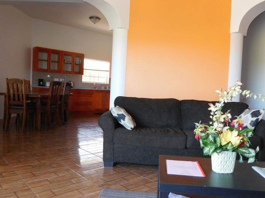 St. George's La Heliconia & Day Spa מראה חיצוני תמונה